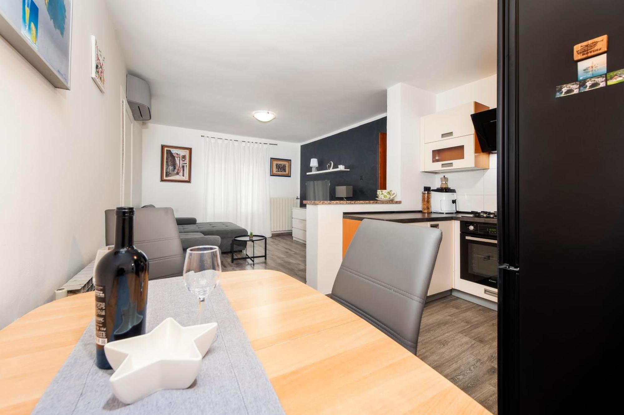 Apartmani Sara-Andrea Rovinj Kültér fotó