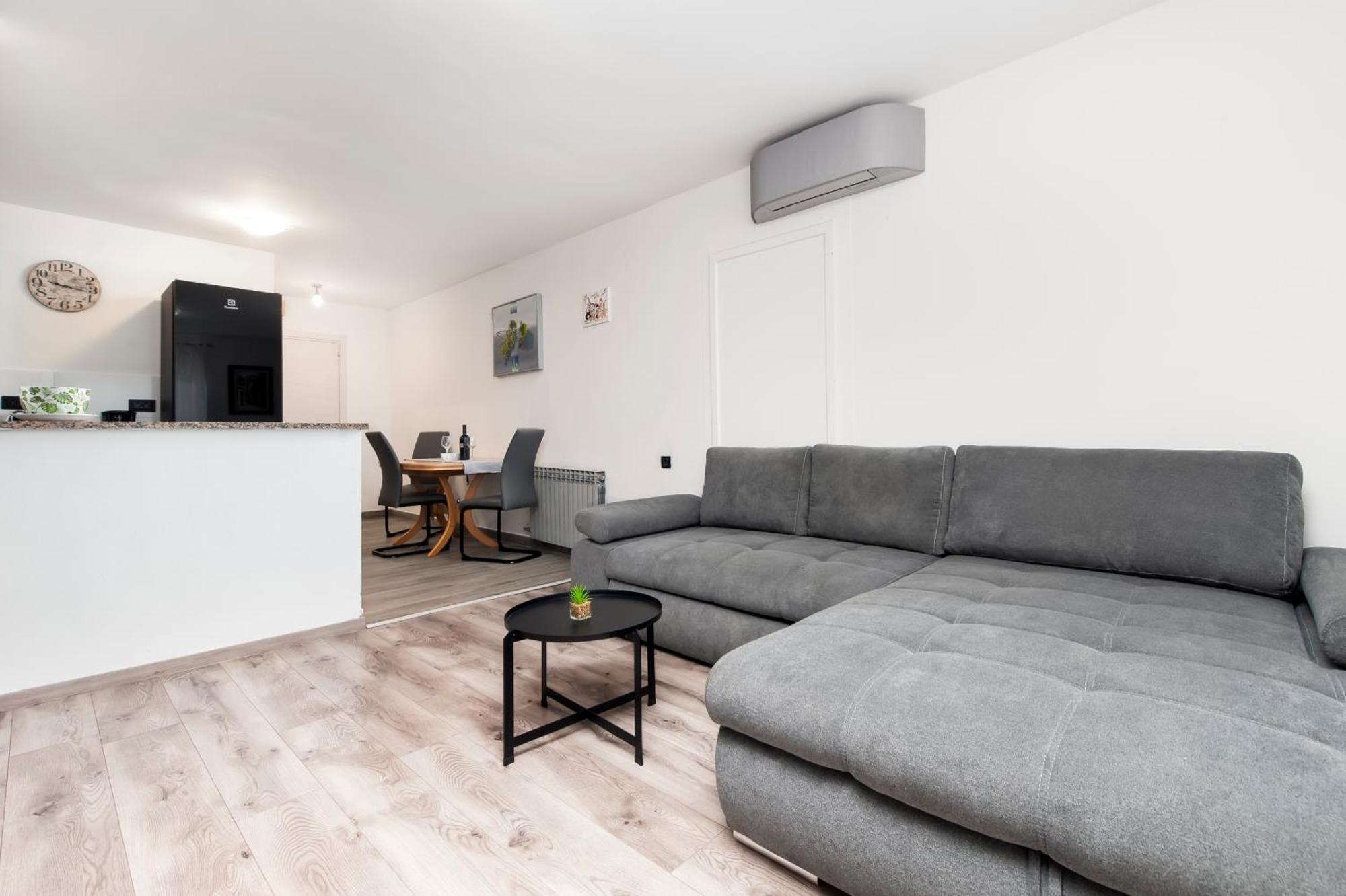 Apartmani Sara-Andrea Rovinj Kültér fotó
